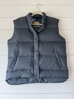 Cabela's Men's Premier Northern Goose Down Puffer Vest in Slate Gray
